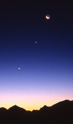 Rapprochement de la Lune, de Vénus et de Jupiter, par Dominique Lamiable.
