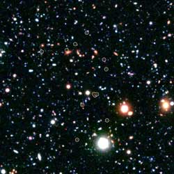 Premier amas de galaxies créé après le Big Bang.