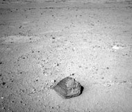 Un rocher sur Mars par Curiosity.