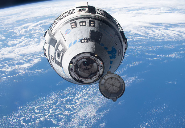 Boeing's_Starliner_crew_ship_approaches_the_space_station.jpg, juin 2024